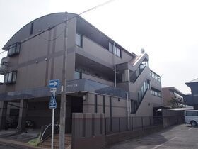 アミュズマン亀城の外観