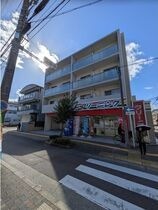 ラプーリア御器所の外観