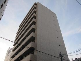 セレブランド堀田駅前の外観