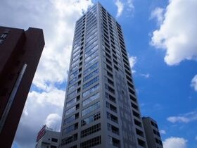 アルバックスタワー金山駅前の外観