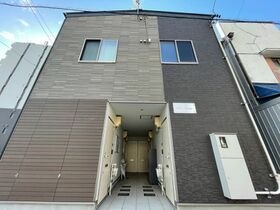 ラフィーカ金山の外観