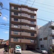 クレストステージ御器所の外観