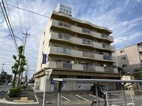 アーバンハイツの外観