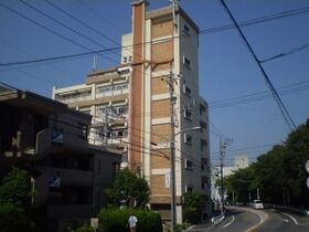 第2中央ビルディングの外観