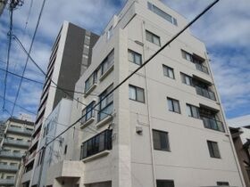 Y’s BLDG(ワイズビルディング)の外観