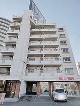 レジデンス栄光の外観