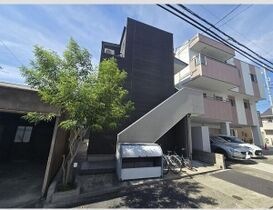 青空と光のルーチェの外観