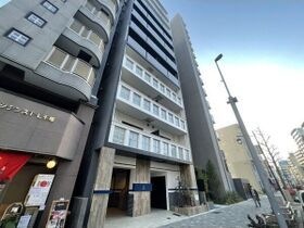 UN ROOMの外観