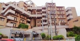 ライオンズマンション八事石坂の外観