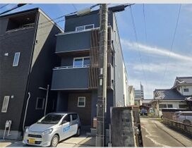 リーブルファイン高畑 1号棟の外観