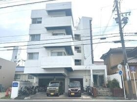 黒川ビルの外観