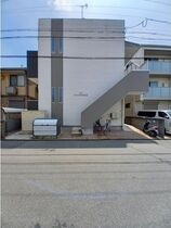 Creo八田参番館の外観