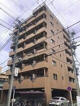 サンシャイン福成の外観
