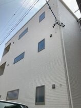 ilusion道徳(イルシオンドウトク)の外観