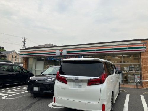 セブンイレブン 名古屋高田町2丁目店