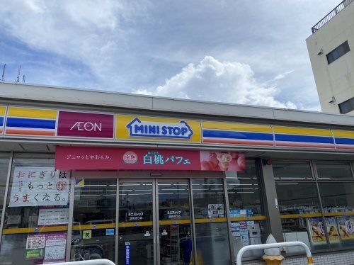 ミニストップ 港東通り店