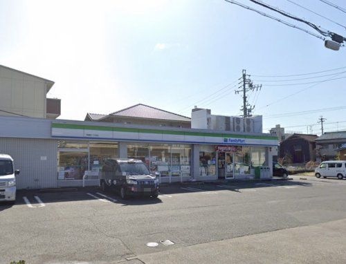 ファミリーマート 神郷町一丁目店
