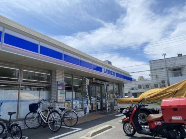 ローソン 川名駅前店