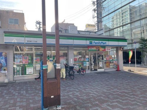 写真:ファミリーマート 那古野二丁目店