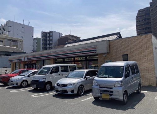 セブンイレブン 名古屋泉3丁目店