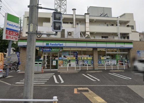 ファミリーマート 代官町東店