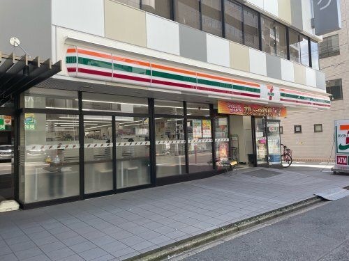セブンイレブン 名古屋国際センター駅東店