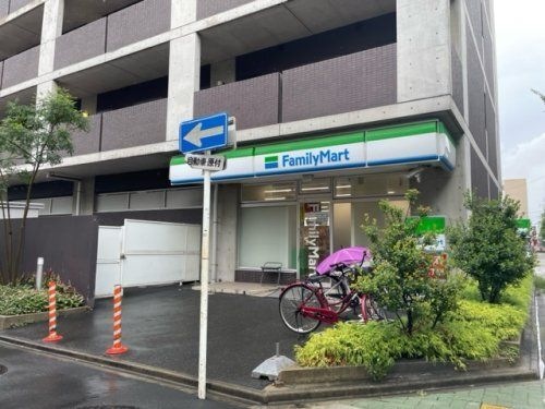 ファミリーマート 岩塚本通一丁目店