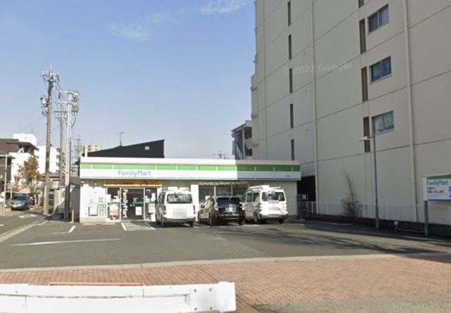 ファミリーマート 今池南店