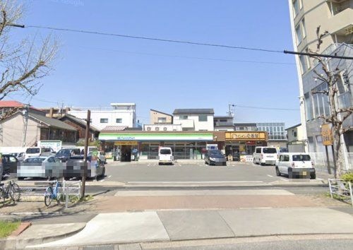 ファミリーマート 荒畑駅前店