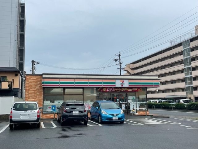 セブンイレブン 名古屋岩塚町店