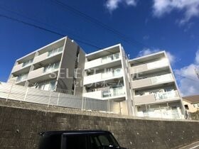ロイヤルパークサイドヒルズの外観