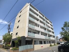 メゾンラディウスの外観