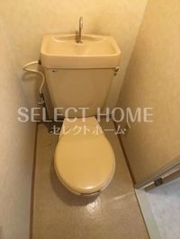 コンパクトで使いやすいトイレです