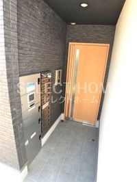 落ち着いたエントランスです