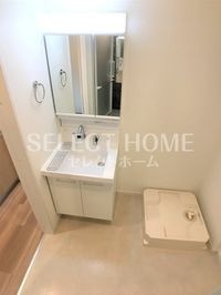 朝の身支度には欠かせない独立洗面化粧台