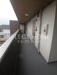 外からの目が気にならないバルコニーで洗濯物が干せます