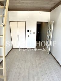 こちらの居間で趣味の時間をお楽しみください