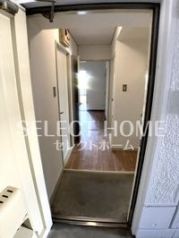 同型タイプ毎日通る玄関はこちらです