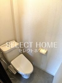 清潔感のあるトイレです