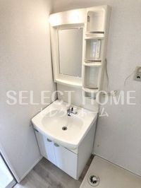 同型タイプ独立洗面台です