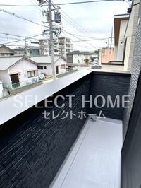 外からの目が気にならないバルコニーで洗濯物が干せます