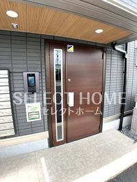 清潔なエントランスです