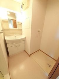 忙しい朝には欠かせない洗面所です