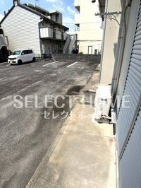 暖かな日差しのふりそそぐバルコニー