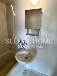 明るい洗面所です 同型タイプ