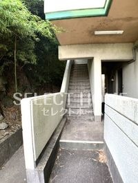 清潔なエントランスです