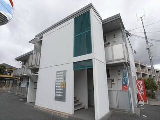 写真：レオパレス南ひばりガ丘の外観
