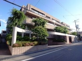 芦屋ロイヤルホームズの外観