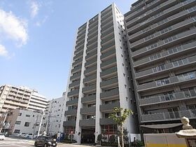 キャッスルプラザ西宮の外観