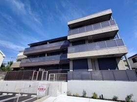 セントリビエ松園町の外観